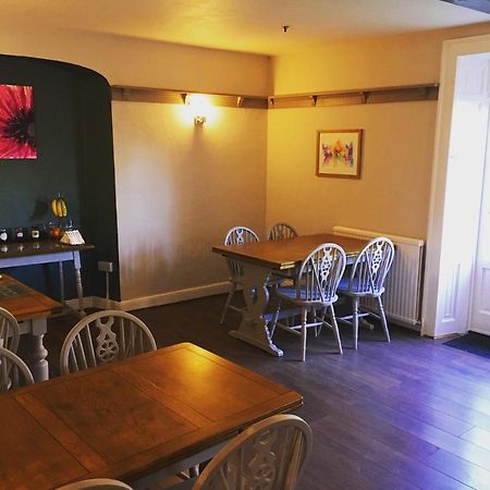 The Greyhound Inn Bedale Exterior photo